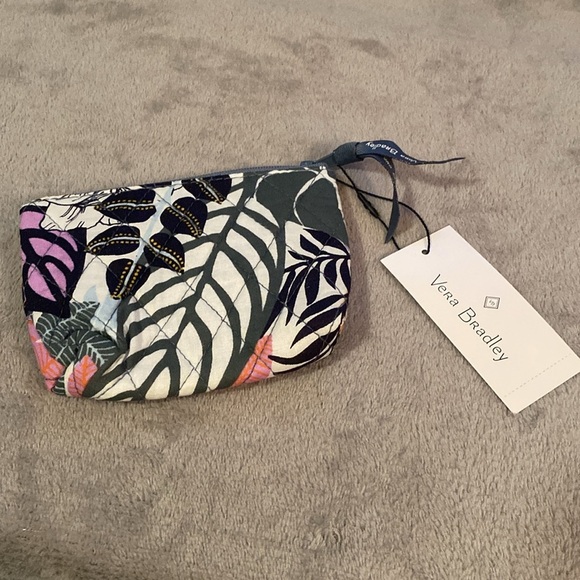 🩷VERA BRADLEY🩷Coin Purse in Palm Floral/NWT - Picture 2 of 6